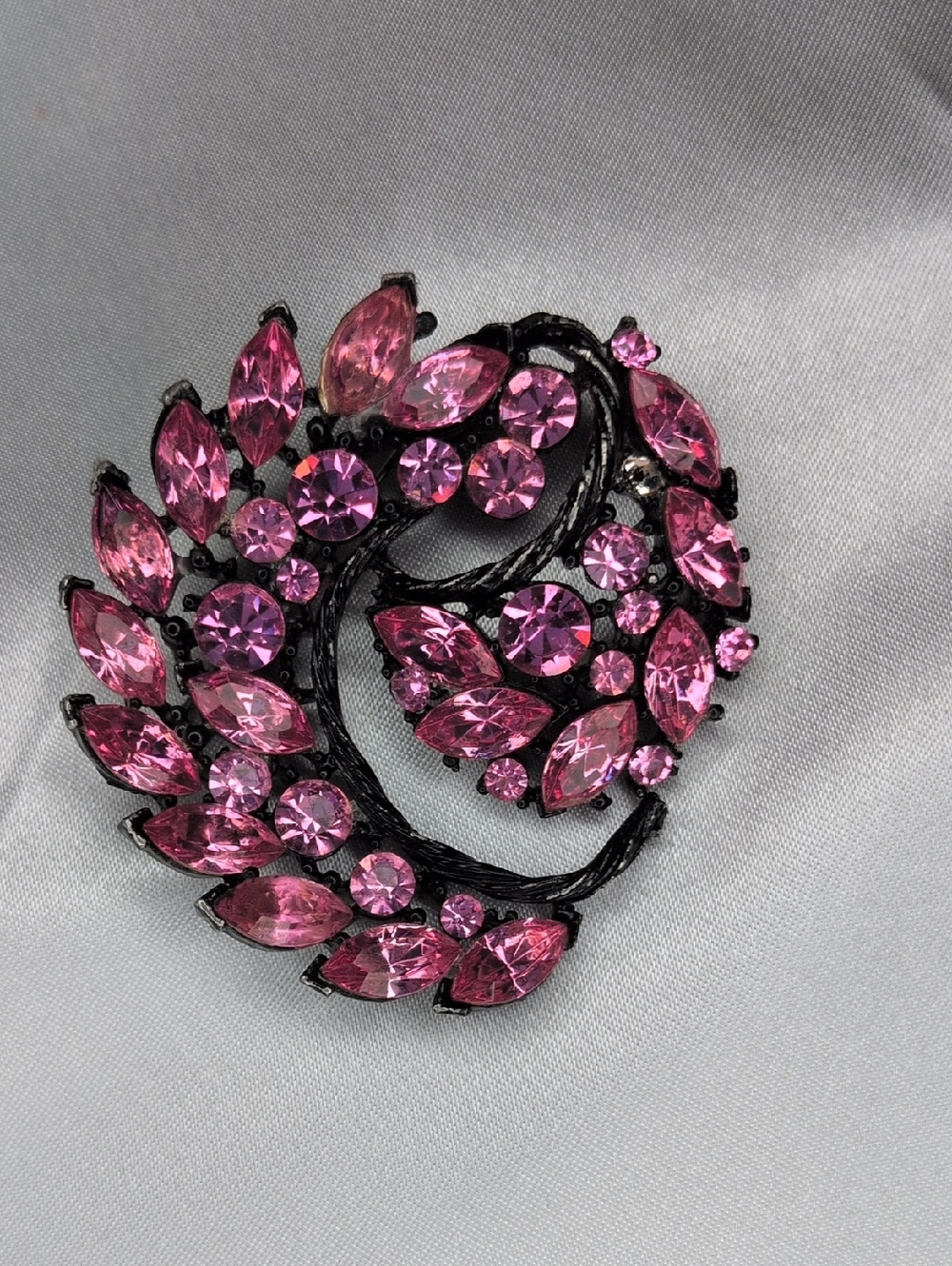 Vintage Pink Marquise Rhinestone Japanned Black Metal Swirl Brooch - AS IS